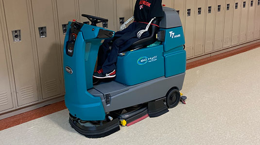 Selecting Floor Scrubbers for School Districts